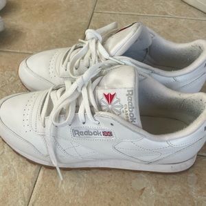 Reebok Classics size 10
